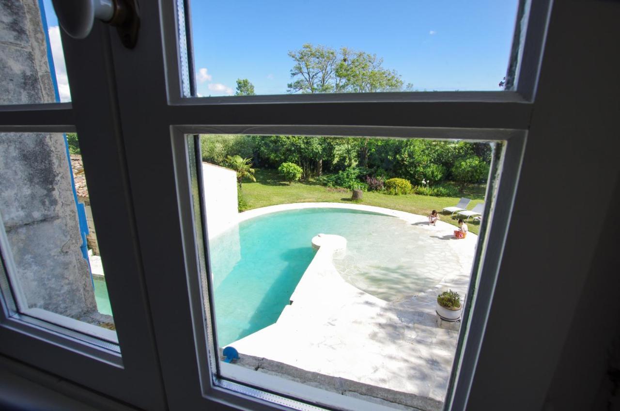 Bed and Breakfast Logis Saint Leonard Dompierre-sur-Mer Экстерьер фото