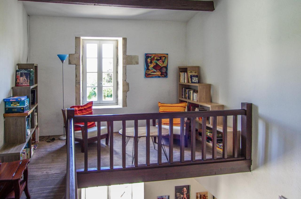 Bed and Breakfast Logis Saint Leonard Dompierre-sur-Mer Экстерьер фото