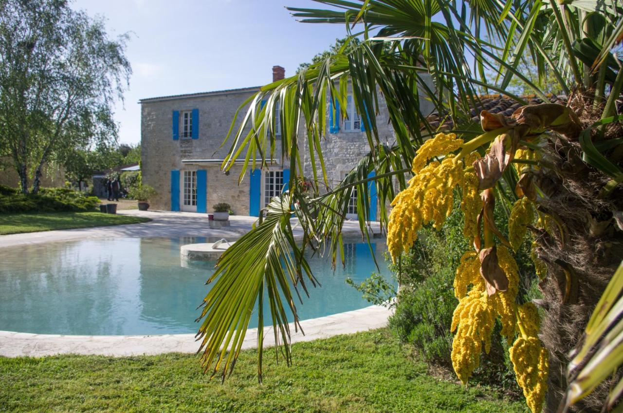 Bed and Breakfast Logis Saint Leonard Dompierre-sur-Mer Экстерьер фото