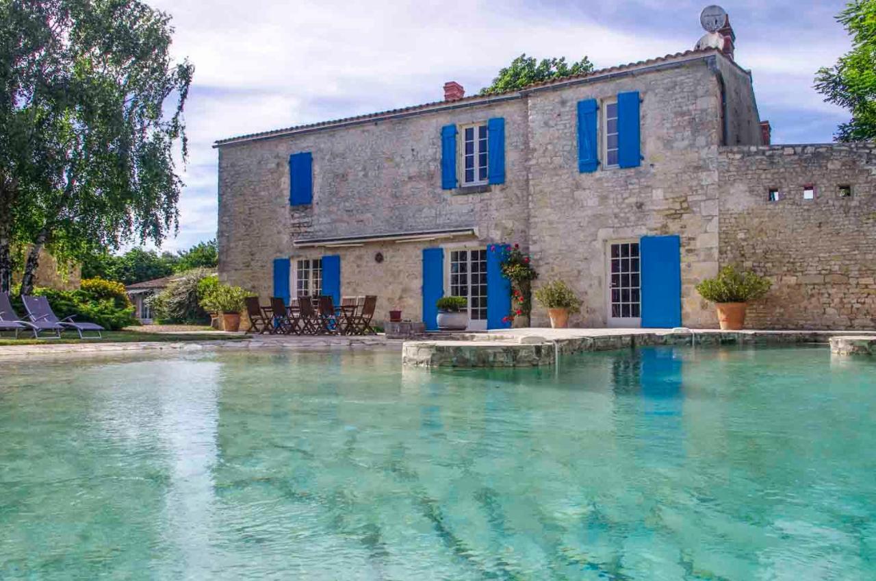 Bed and Breakfast Logis Saint Leonard Dompierre-sur-Mer Экстерьер фото