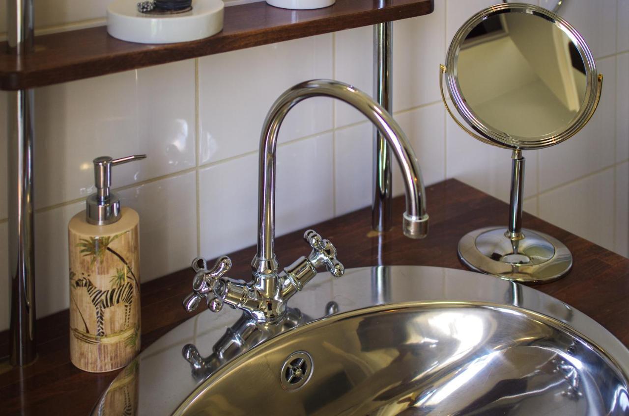 Bed and Breakfast Logis Saint Leonard Dompierre-sur-Mer Экстерьер фото