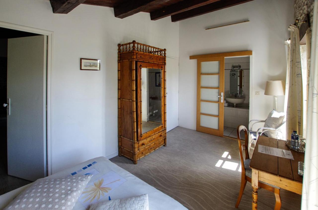 Bed and Breakfast Logis Saint Leonard Dompierre-sur-Mer Экстерьер фото