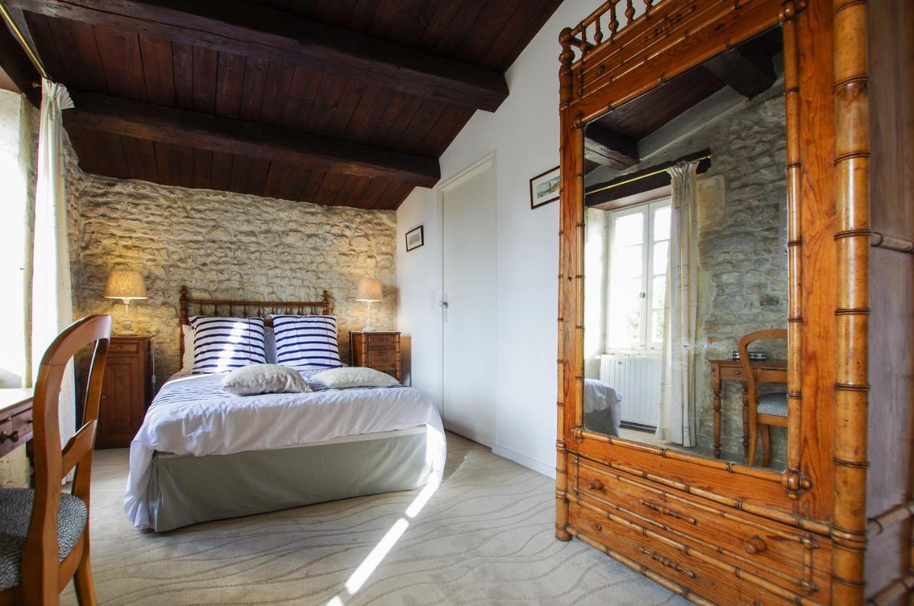 Bed and Breakfast Logis Saint Leonard Dompierre-sur-Mer Экстерьер фото