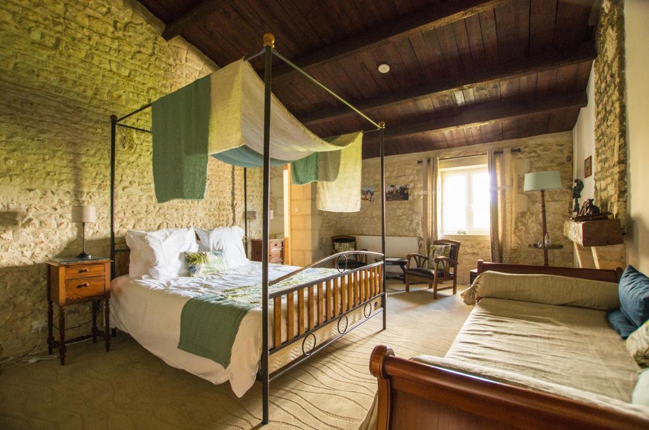 Bed and Breakfast Logis Saint Leonard Dompierre-sur-Mer Экстерьер фото