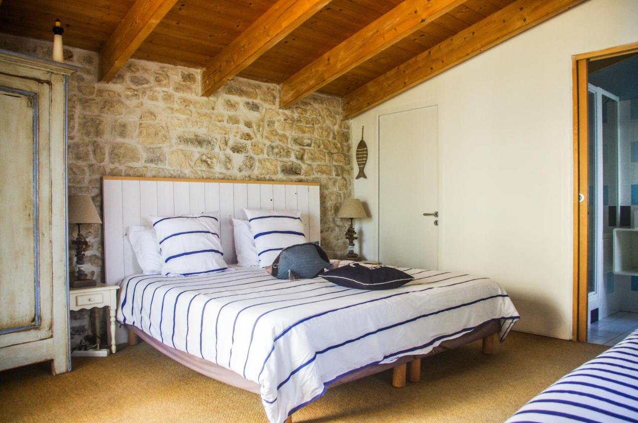 Bed and Breakfast Logis Saint Leonard Dompierre-sur-Mer Экстерьер фото