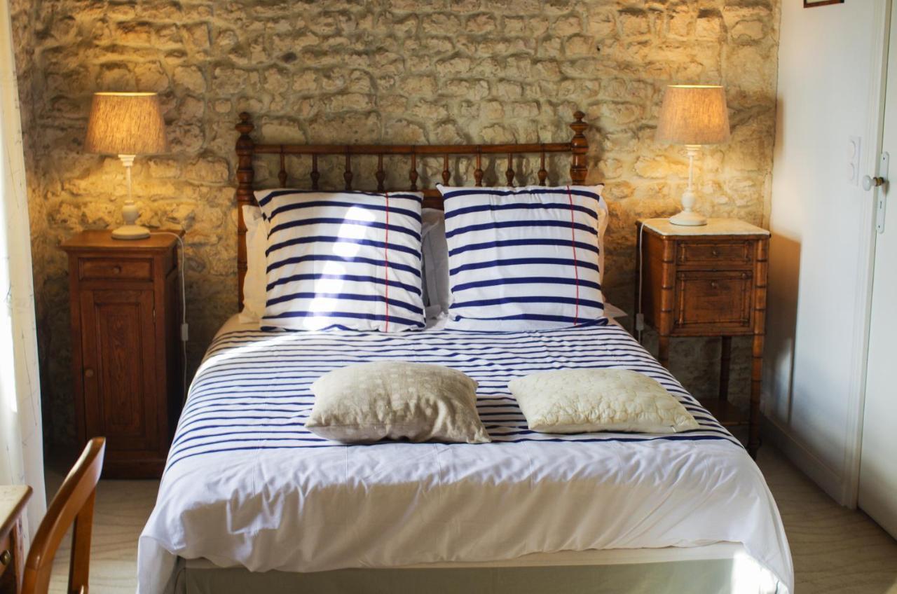 Bed and Breakfast Logis Saint Leonard Dompierre-sur-Mer Экстерьер фото