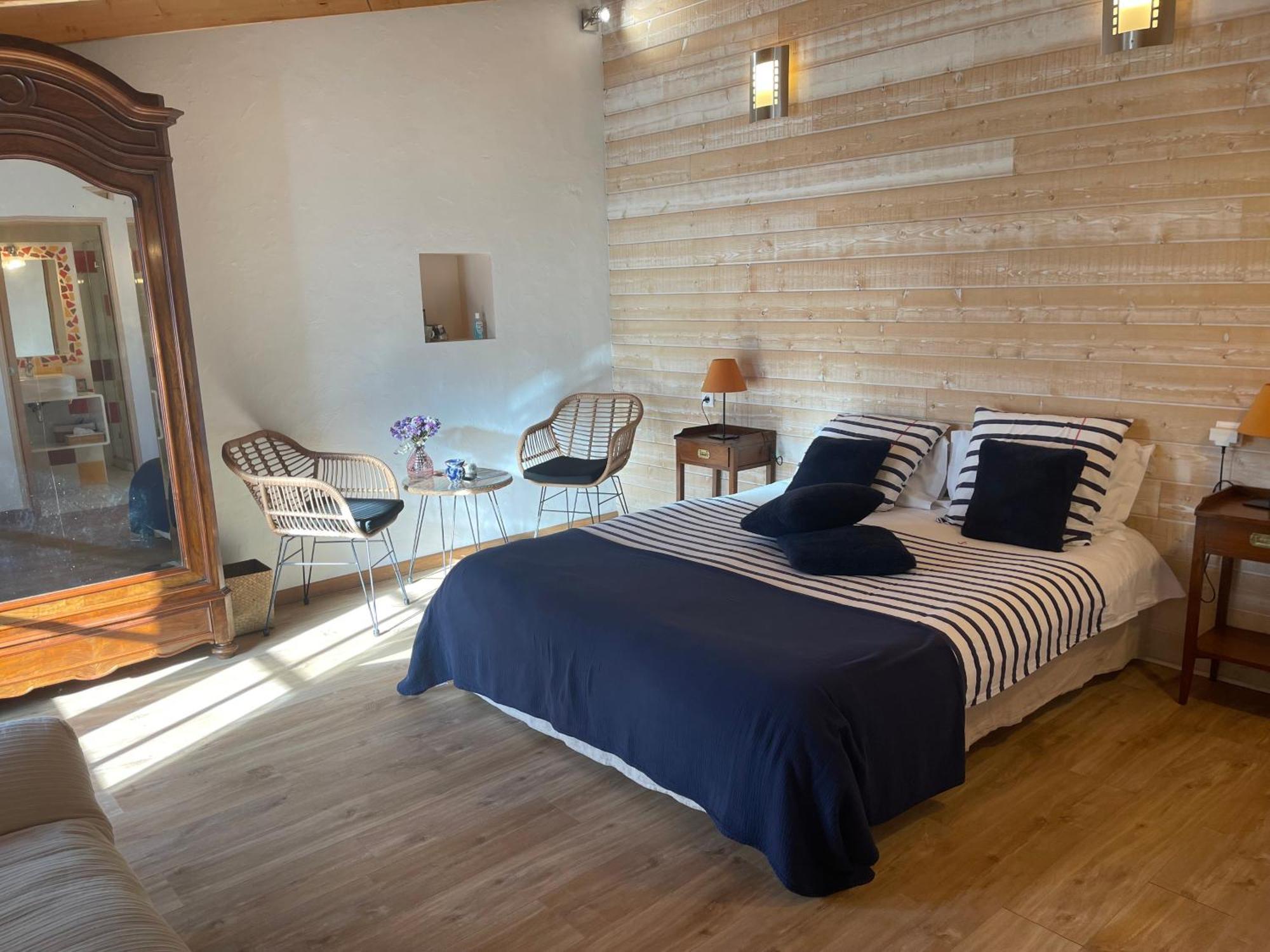 Bed and Breakfast Logis Saint Leonard Dompierre-sur-Mer Экстерьер фото